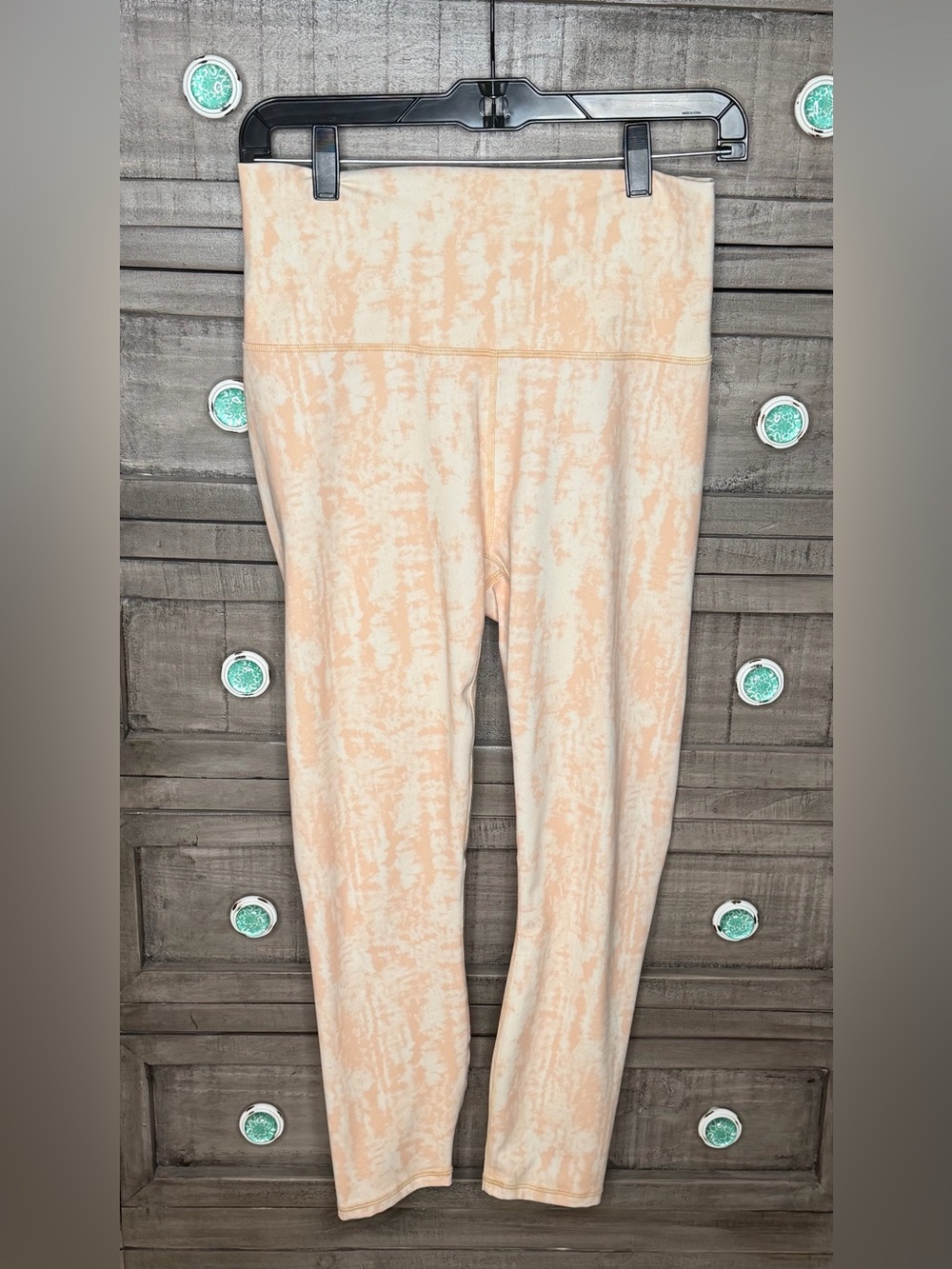 Fabletics PureLuxe Ultra High-Waisted Light Orange/Off White Leggings Size M